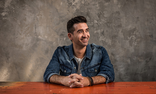 Aaron Shust, CCM Magazine - image