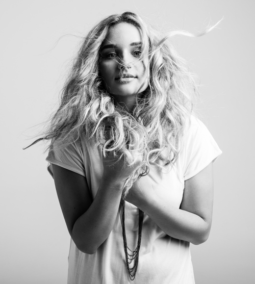 Hollyn, CCM Magazine - image