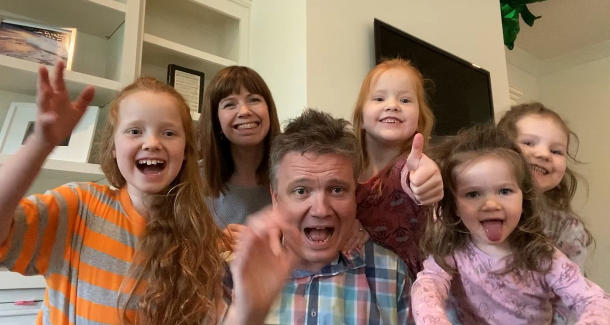 Keith & Kristyn Getty Plan Weekly Family Hymn Sing Live on FB CCM