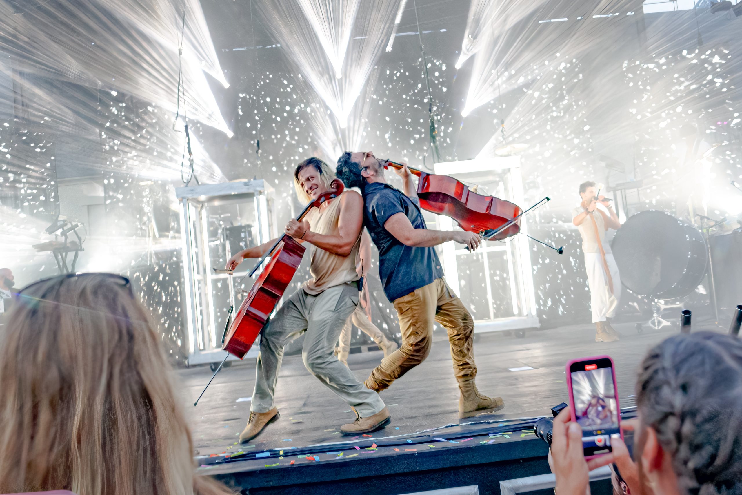 014-For King & Country VA 7-23-2022 by Annette Holloway-