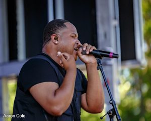 Aaron Cole Fringe Stage 6-30-2022 by Annette Holloway-6071