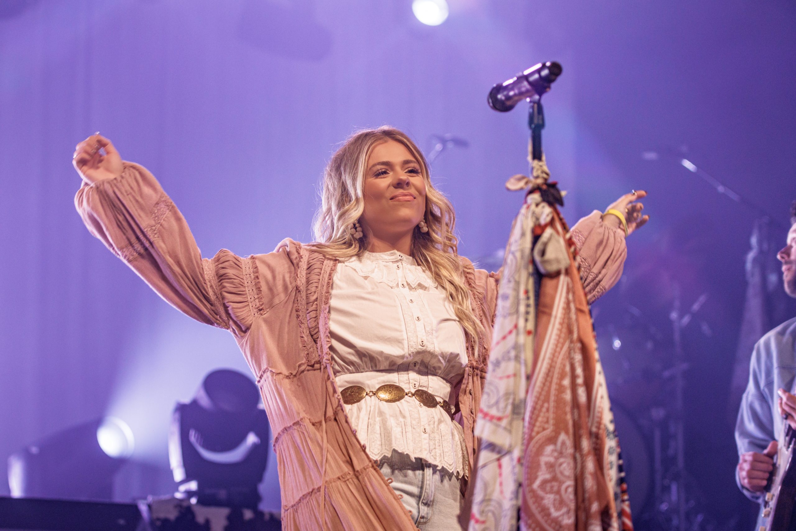 01 Anne Wilson VA Beach 10-7-2023 by Annette Holloway for CCM Mag-3246