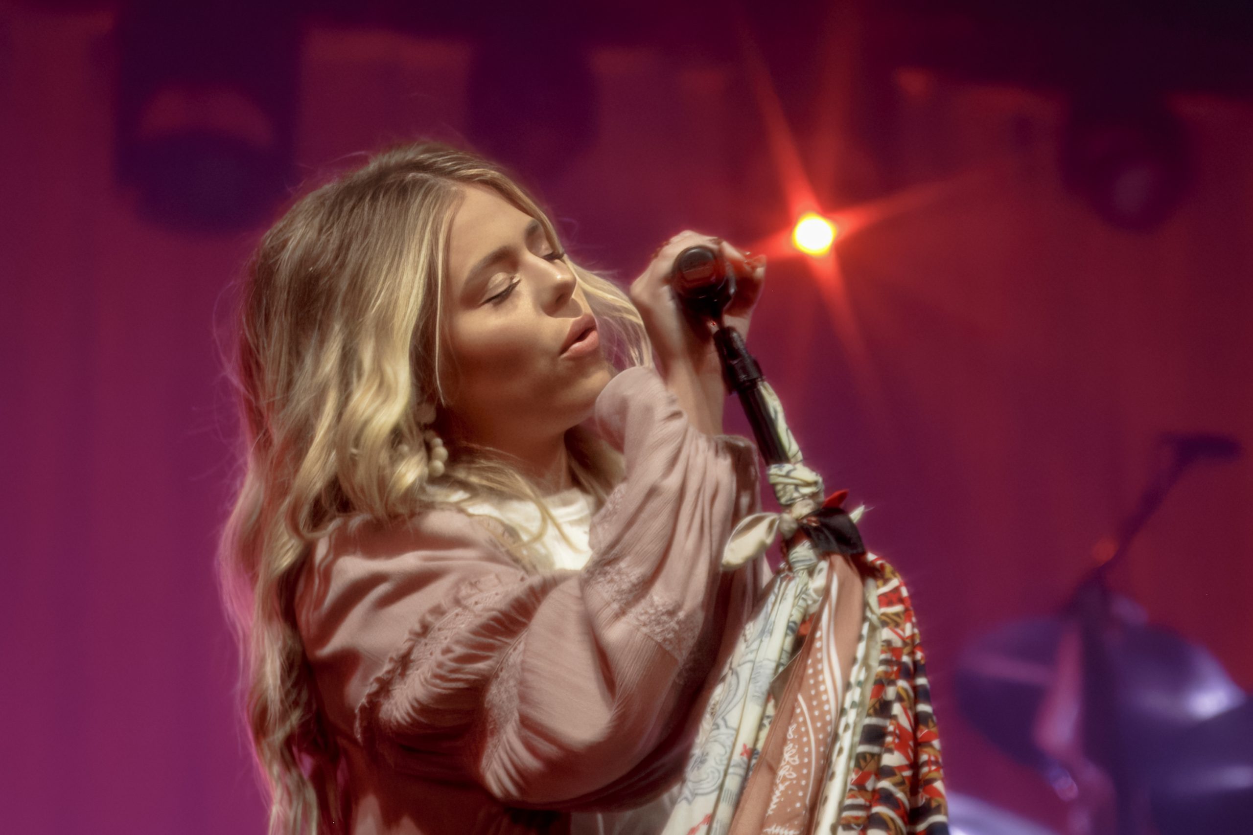 11 Anne Wilson VA Beach 10-7-2023 by Annette Holloway for CCM Mag-9018