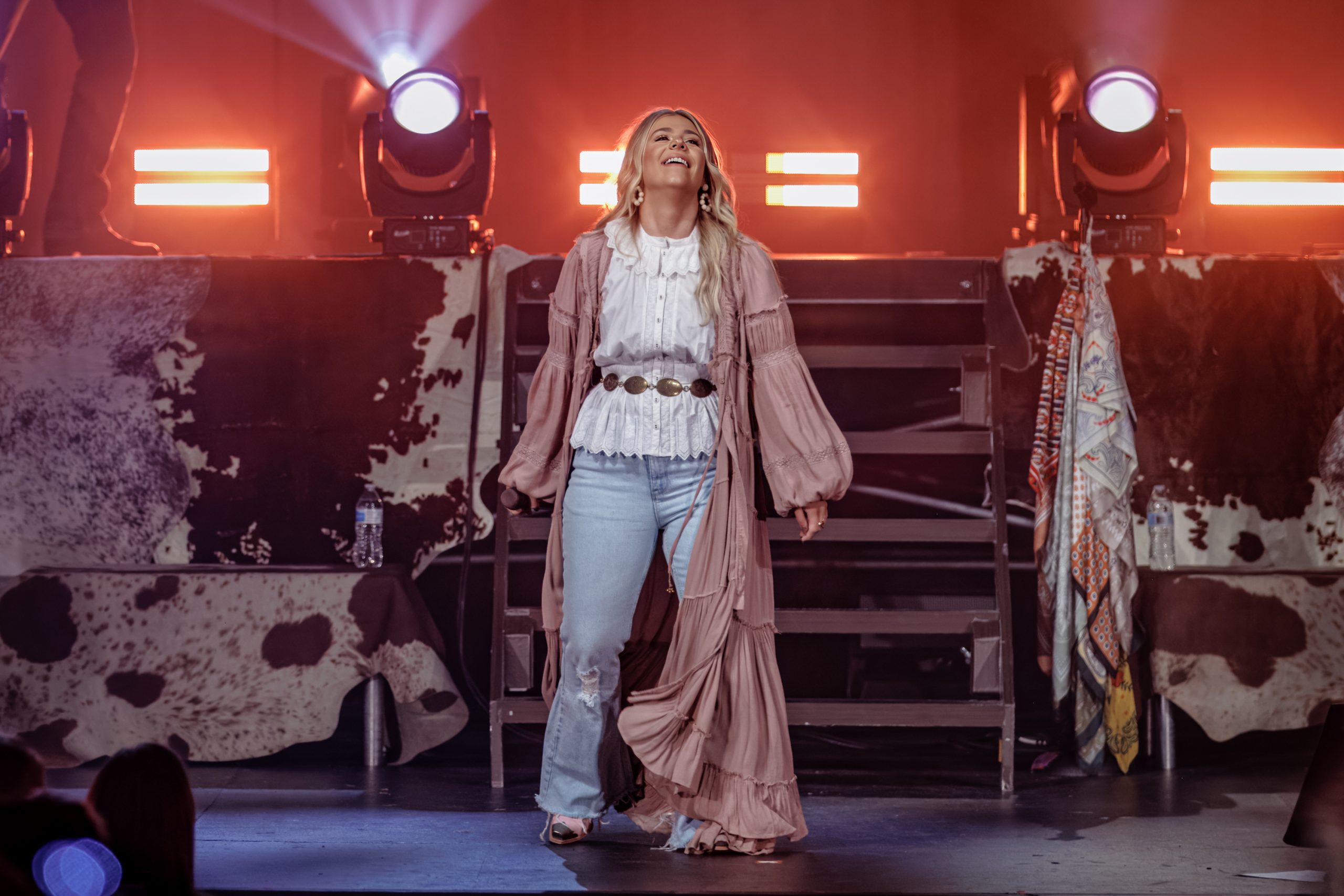 12 Anne Wilson VA Beach 10-7-2023 by Annette Holloway for CCM Mag-3382