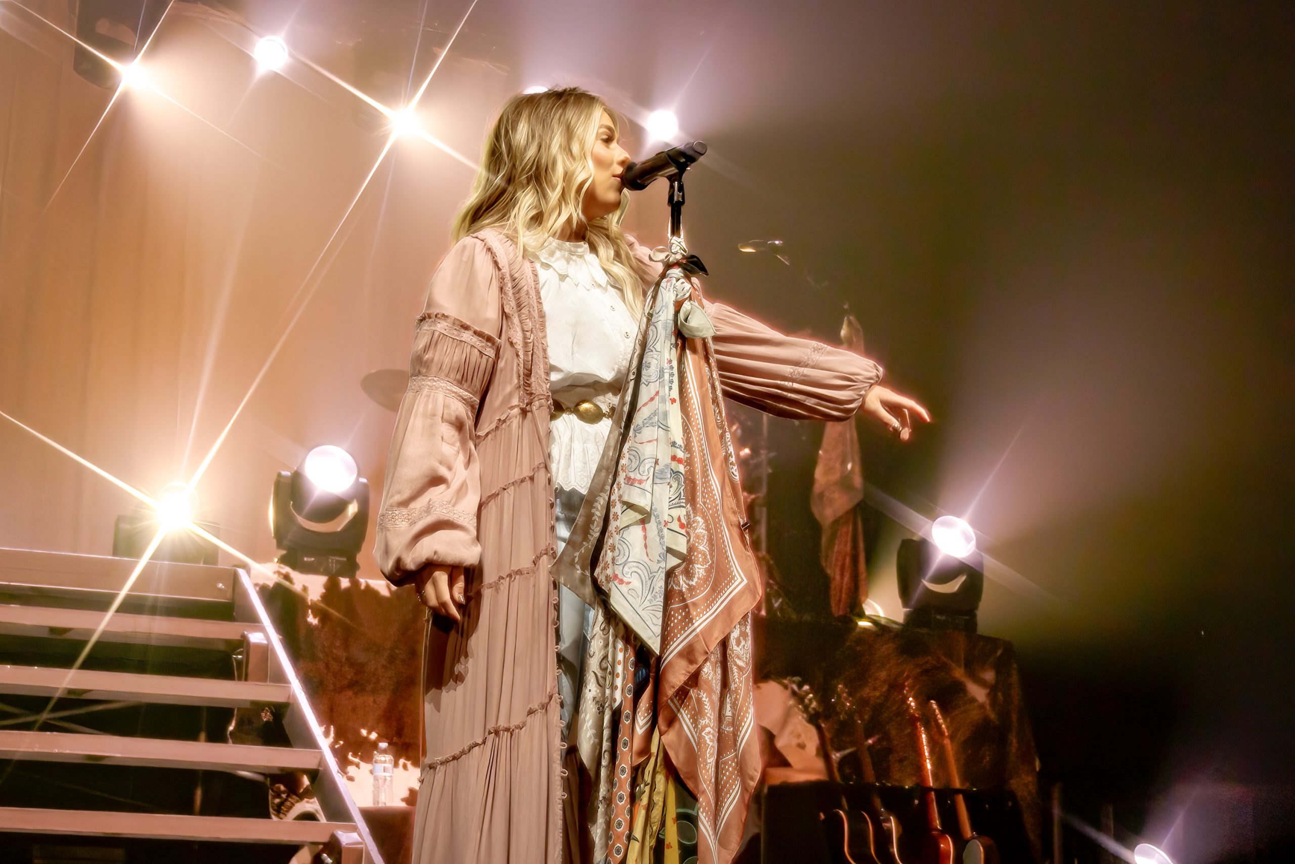 13 Anne Wilson VA Beach 10-7-2023 by Annette Holloway for CCM Mag-8941