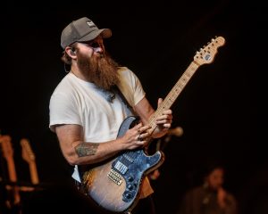 17 Zach Williams in Richmond VA 10-4-2023 by Annette Holloway for CCM Mag-2336