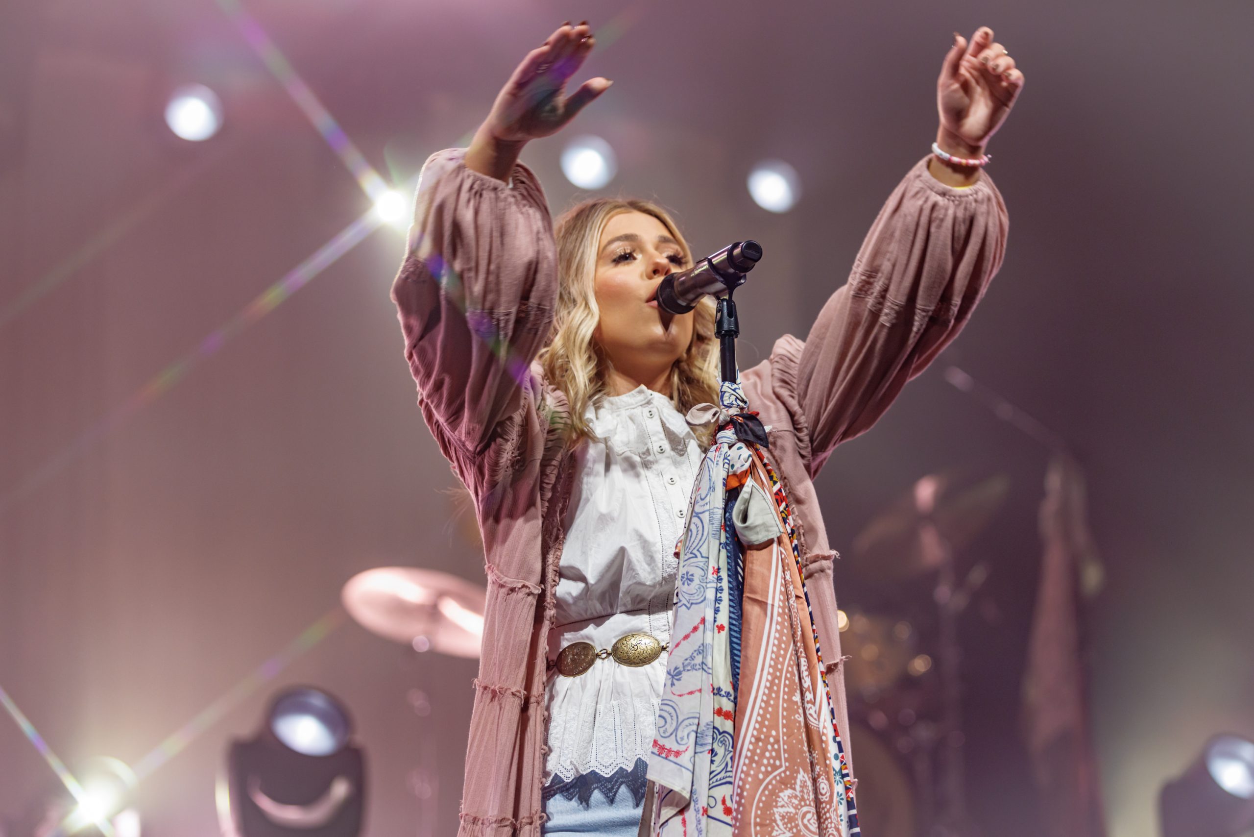 21 Anne Wilson VA Beach 10-7-2023 by Annette Holloway for CCM Mag-3137