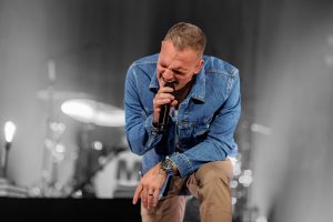 03 Matthew West MSYG Richmond VA 11-3-2023 by Annette Holloway for CCM Mag-1854