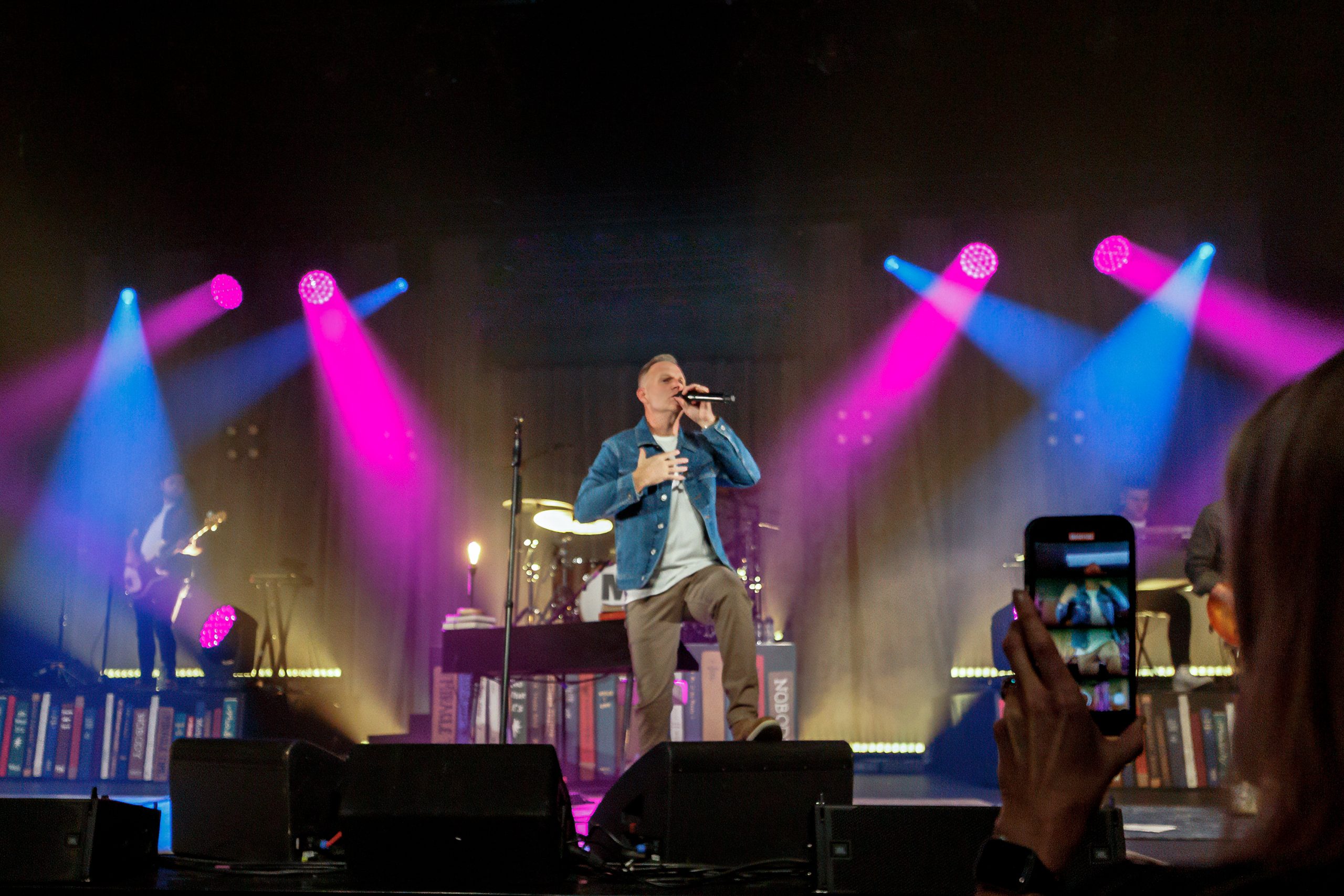 04 Matthew West MSYG Richmond VA 11-3-2023 by Annette Holloway for CCM Mag-9929