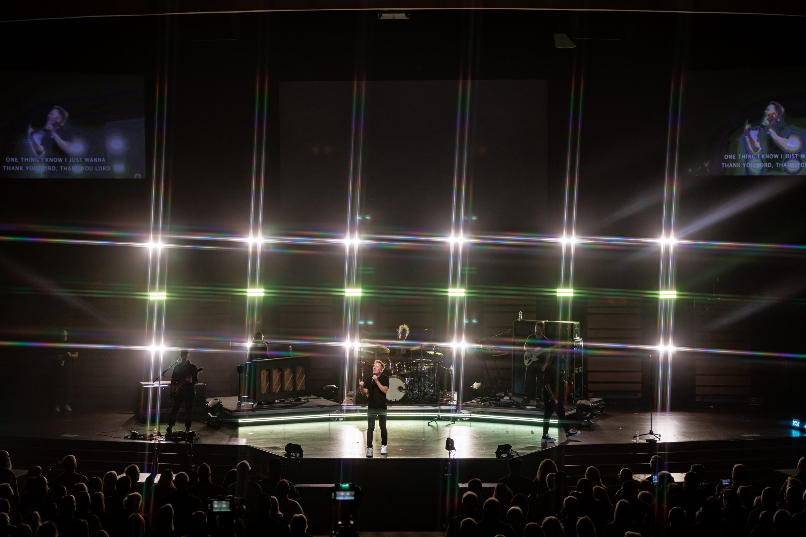 21 Chris Tomlin Hampton VA 11-2-2023 by Annette Holloway for CCM Mag-0574