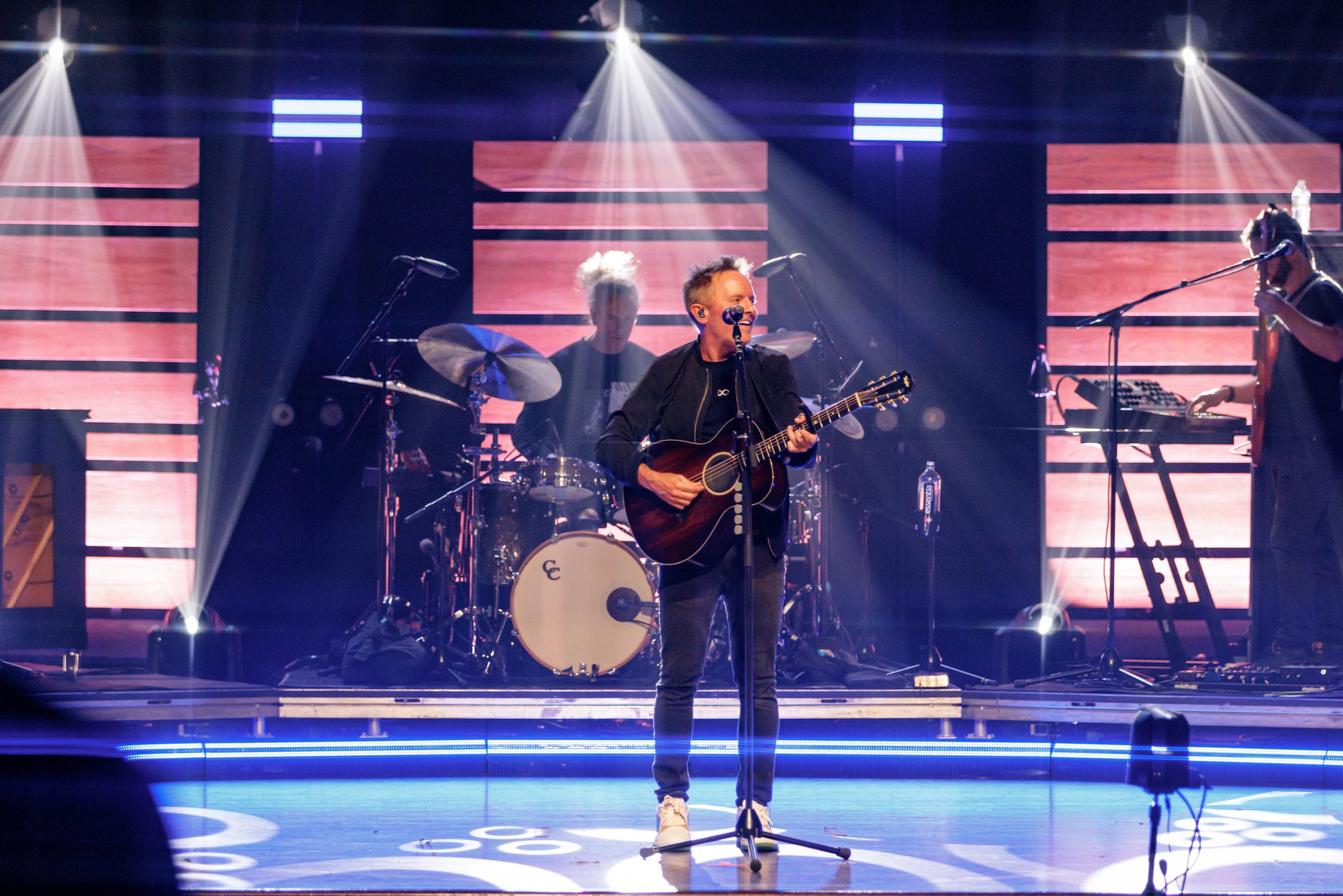 25 Chris Tomlin Hampton VA 11-2-2023 by Annette Holloway for CCM Mag-0370