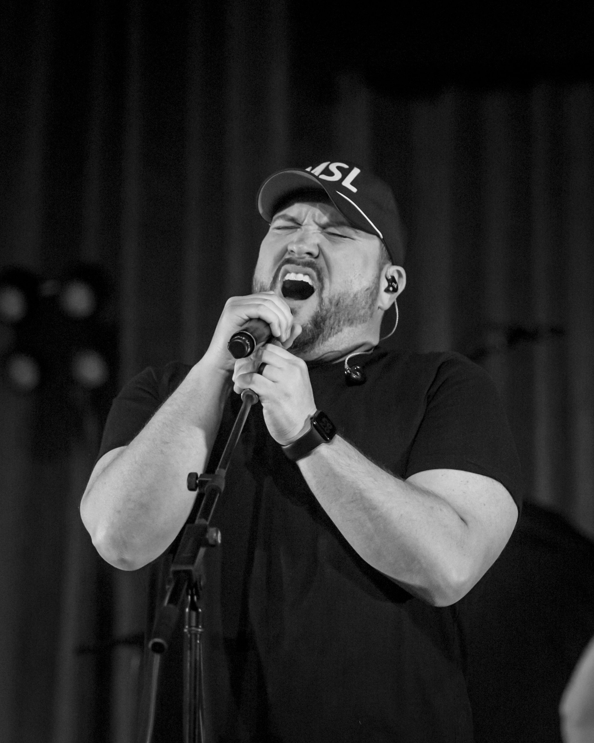 50 Micah Tyler MSYG Richmond VA 11-3-2023 by Annette Holloway for CCM Mag-9606