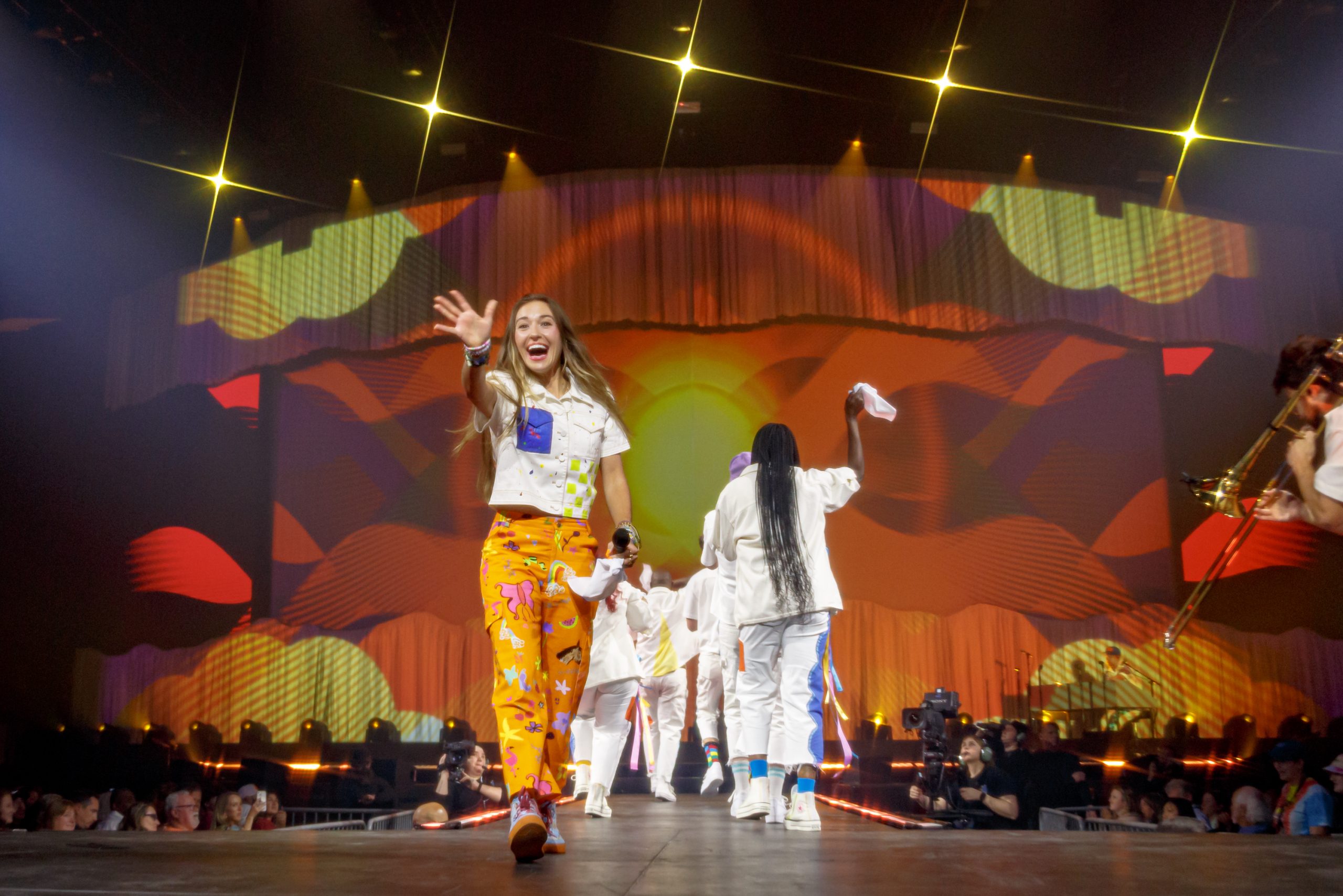 03 Lauren Daigle VA 3-16-2024 by Annette Holloway for CCM Mag-2553