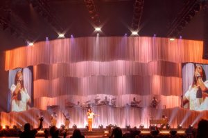 18 Lauren Daigle VA 3-16-2024 by Annette Holloway for CCM Mag-2935