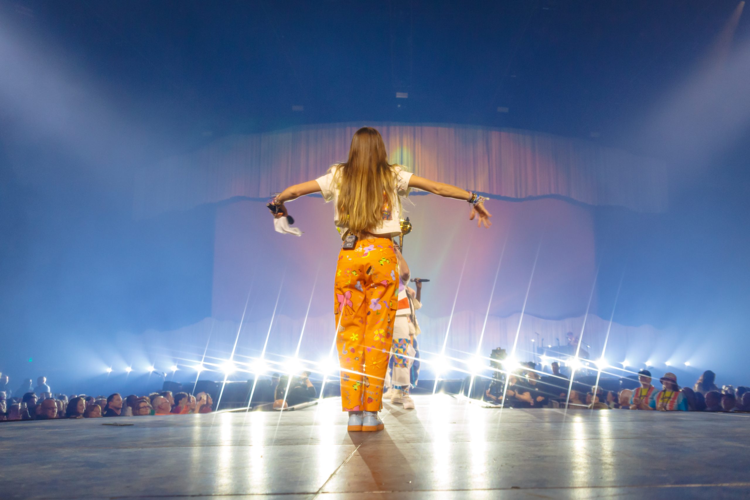 30 Lauren Daigle VA 3-16-2024 by Annette Holloway for CCM Mag-2564