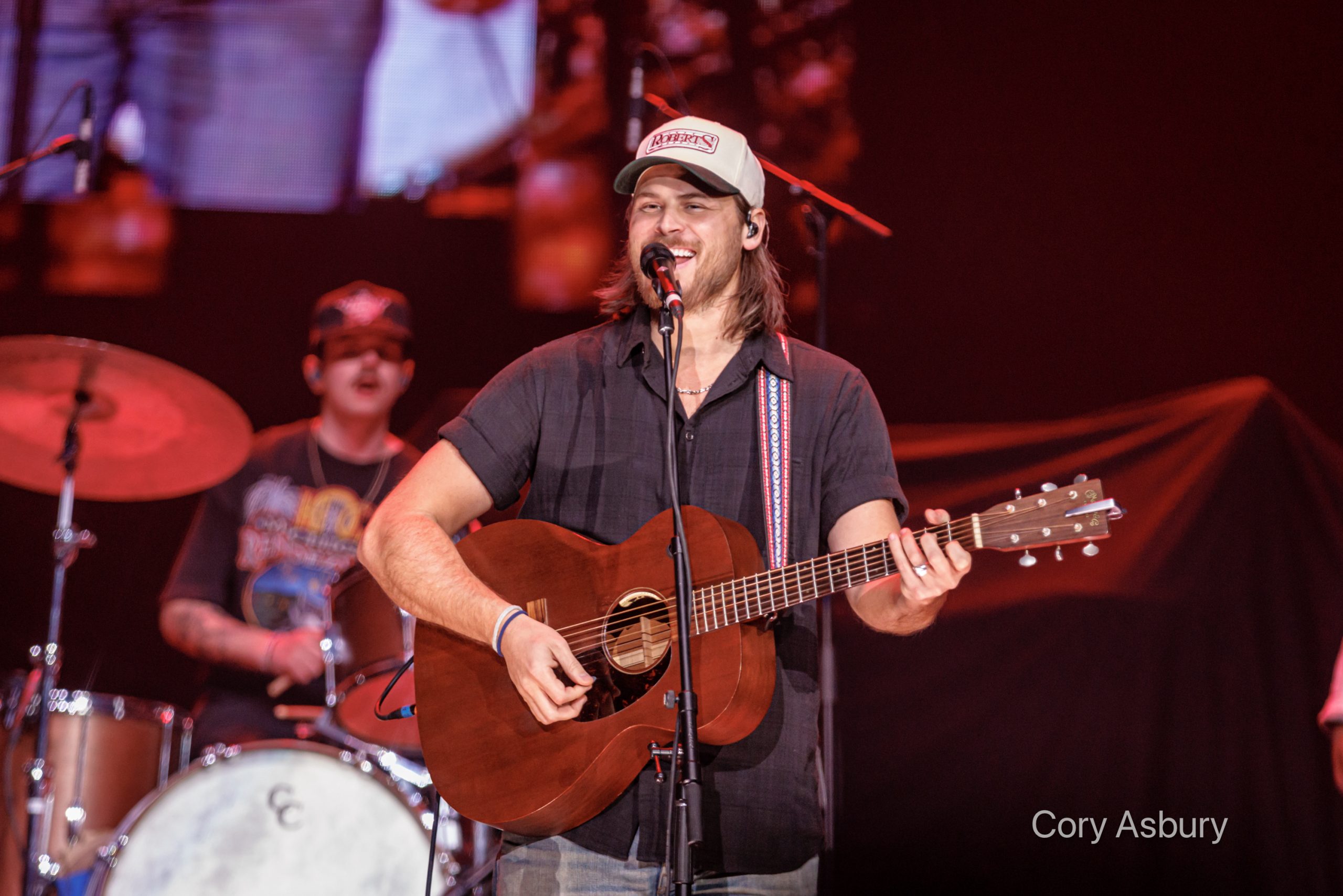 01 Cory Asbury WVa 3-23-2024 by Annette Holloway for CCM Mag-6393