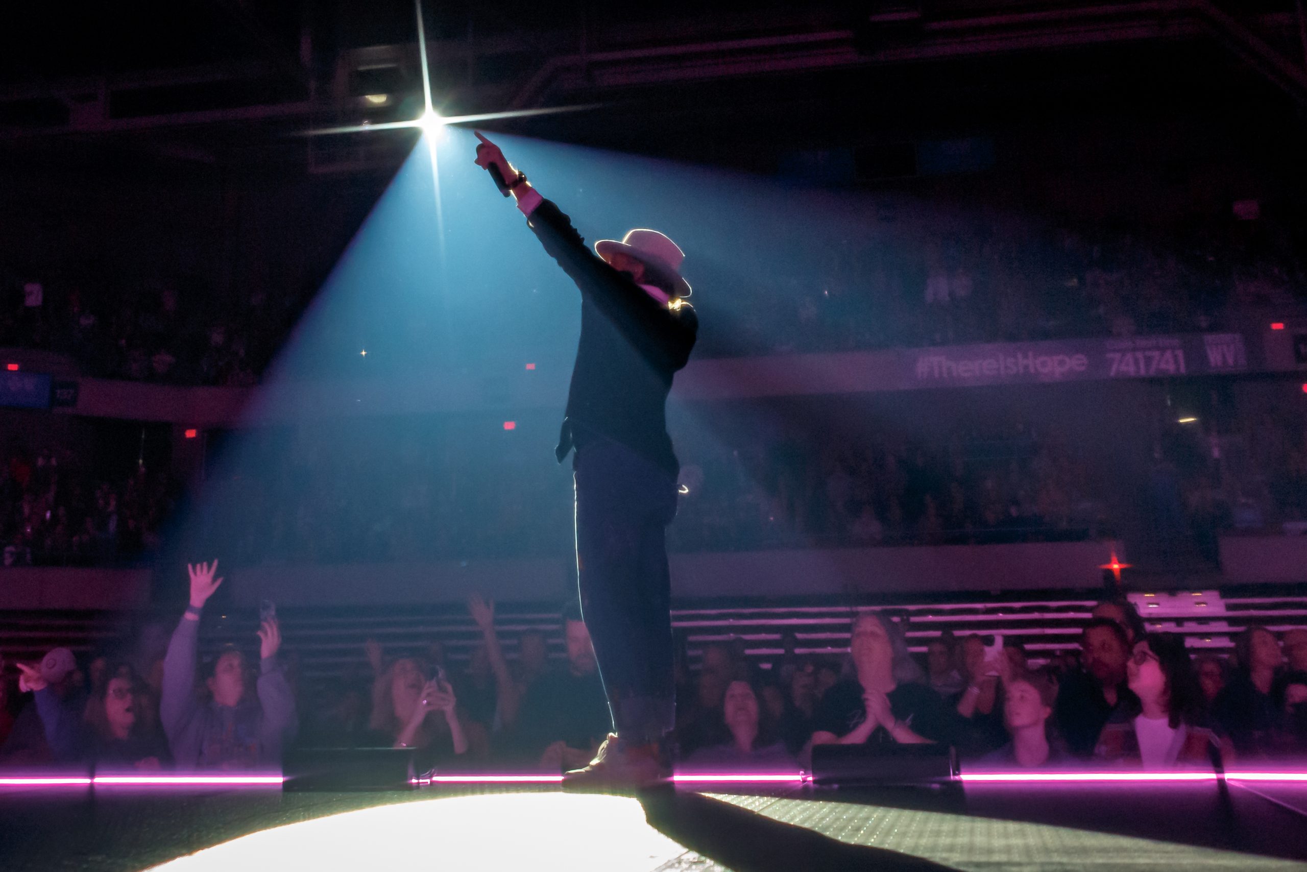 05 TobyMac WVa 3-23-2024 by Annette Holloway for CCM Mag-3787