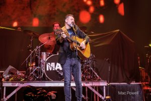 12 Mac Powell WVa 3-23-2024 by Annette Holloway for CCM Mag-6275