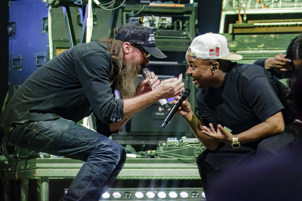 05 Crowder in Norfolk VA 10-18-2024 by Annette Holloway for CCM Mag-8880