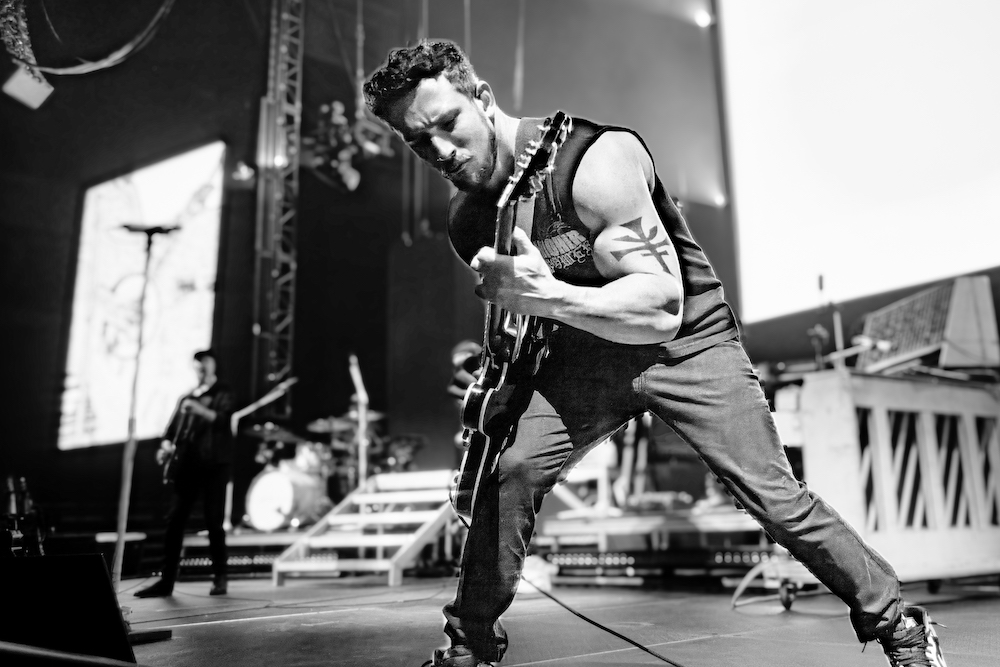 07 Crowder in Norfolk VA 10-18-2024 by Annette Holloway for CCM Mag-7962