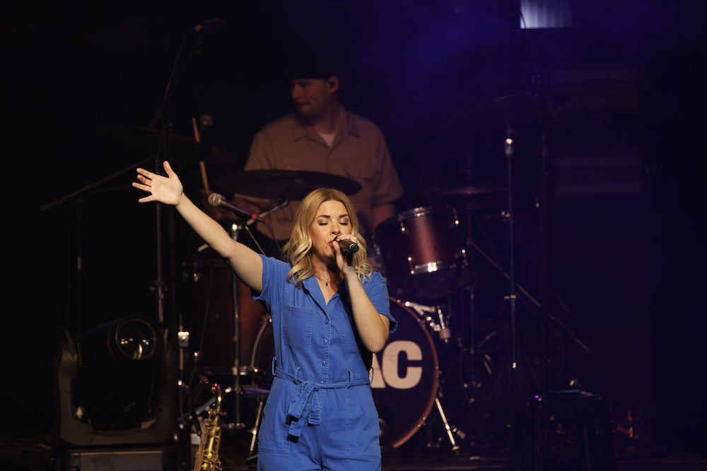 0F2A0032-Enhanced-NR