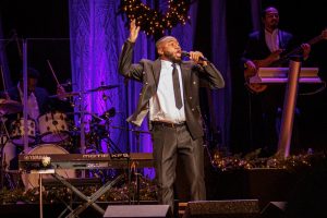 09 Roman and Debbie - CeCe Winans Christmas Tour in VA 12-6-2024 by Annette Holloway-5342