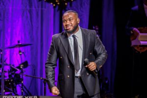 12 Roman and Debbie - CeCe Winans Christmas Tour in VA 12-6-2024 by Annette Holloway-5324