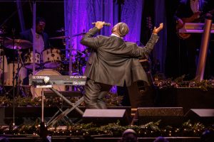 17 Roman and Debbie - CeCe Winans Christmas Tour in VA 12-6-2024 by Annette Holloway-5345