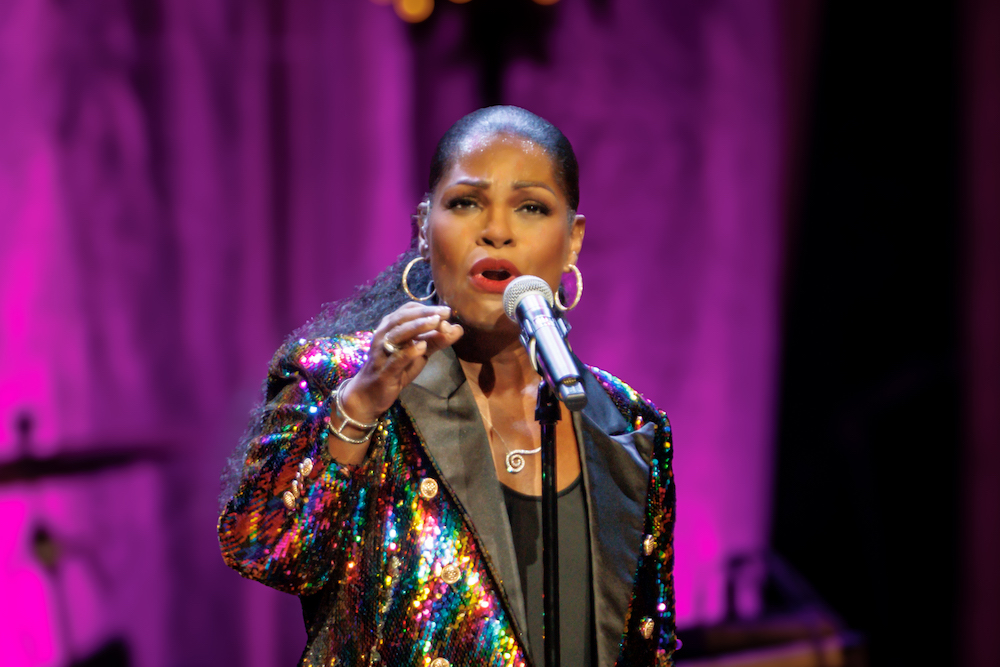 23 Roman and Debbie - CeCe Winans Christmas Tour in VA 12-6-2024 by Annette Holloway-5466