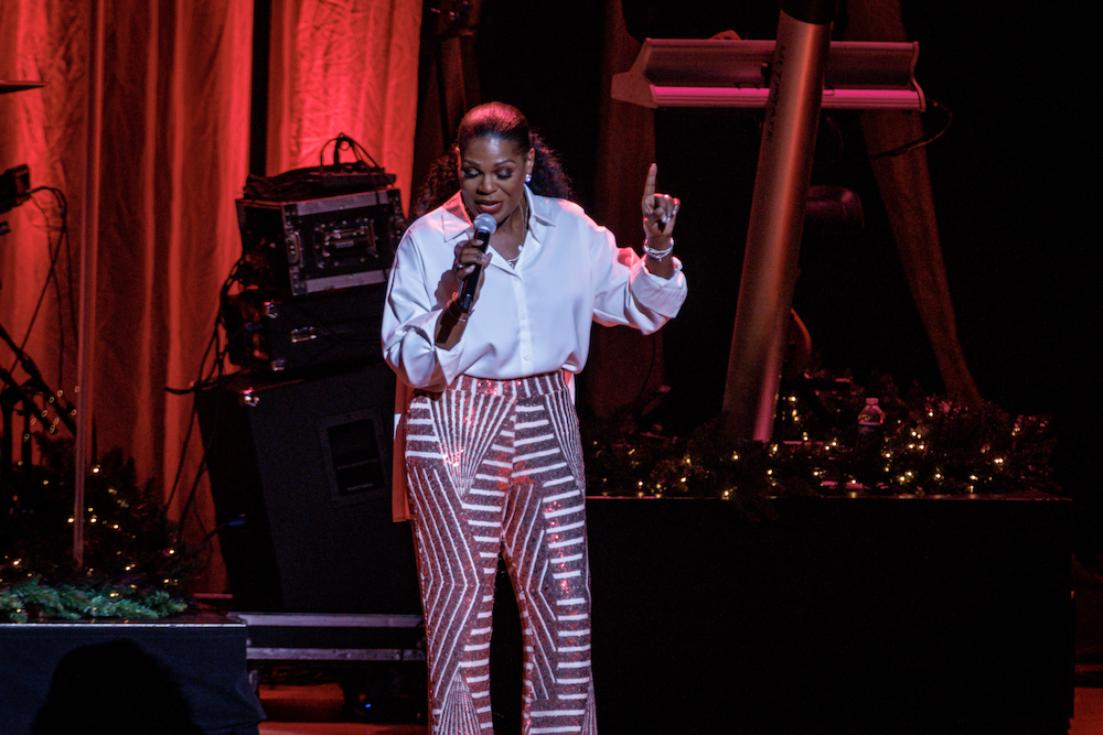 25 Roman and Debbie - CeCe Winans Christmas Tour in VA 12-6-2024 by Annette Holloway-5123
