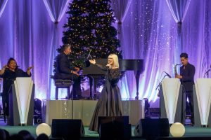 30 Grant & Gokey Christmas Tour 12-5-2024 by Annette Holloway-0048