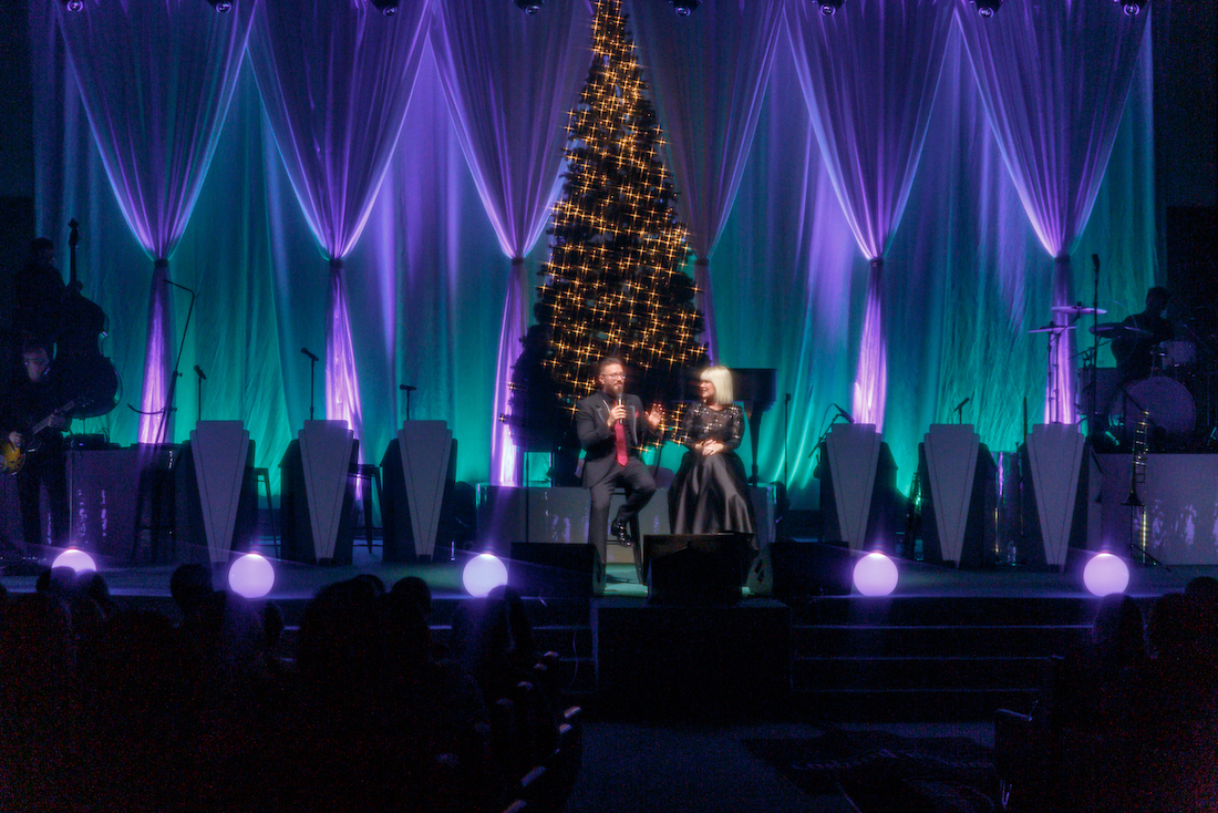 38 Grant & Gokey Christmas Tour 12-5-2024 by Annette Holloway-0225