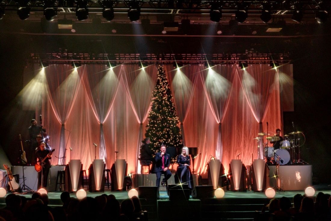 43 Grant & Gokey Christmas Tour 12-5-2024 by Annette Holloway-0255